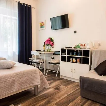Apartment Ld *